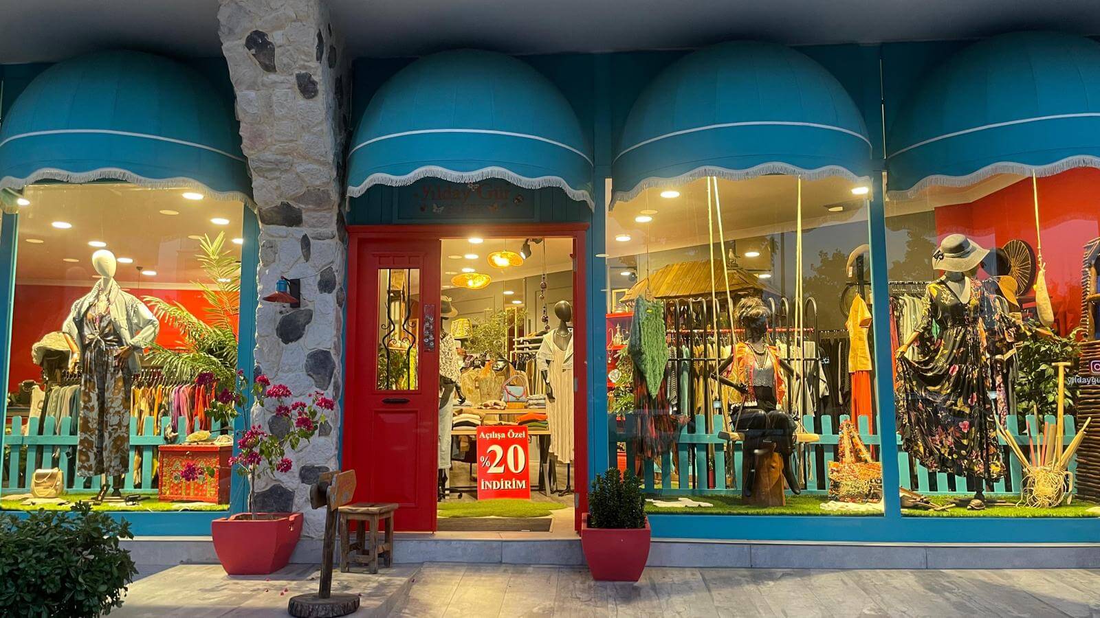 Butik Alışverişinin Avantajları: Neden Butiklerden Alışveriş Yapmalısınız? - Yılday Gür Butik