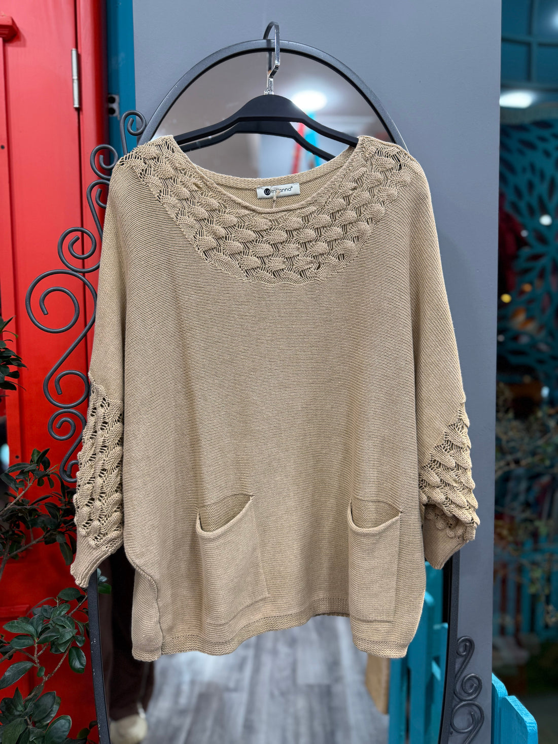 Açık Kahve Cep Detaylı Ajurlu Yaka Triko Kazak Giyim > Üst Giyim > Kazak & Hırka > Kazak butik bohem giyim – Yılday Gür Butik Üsküdar Emaar