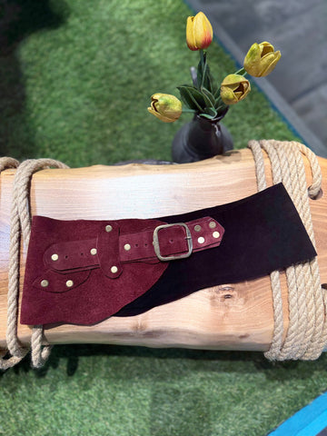 Almandine El Yapımı Nubuk Kemer – Bohem Tarz Kadın Giyim Tasarım | Yılday Gür Butik