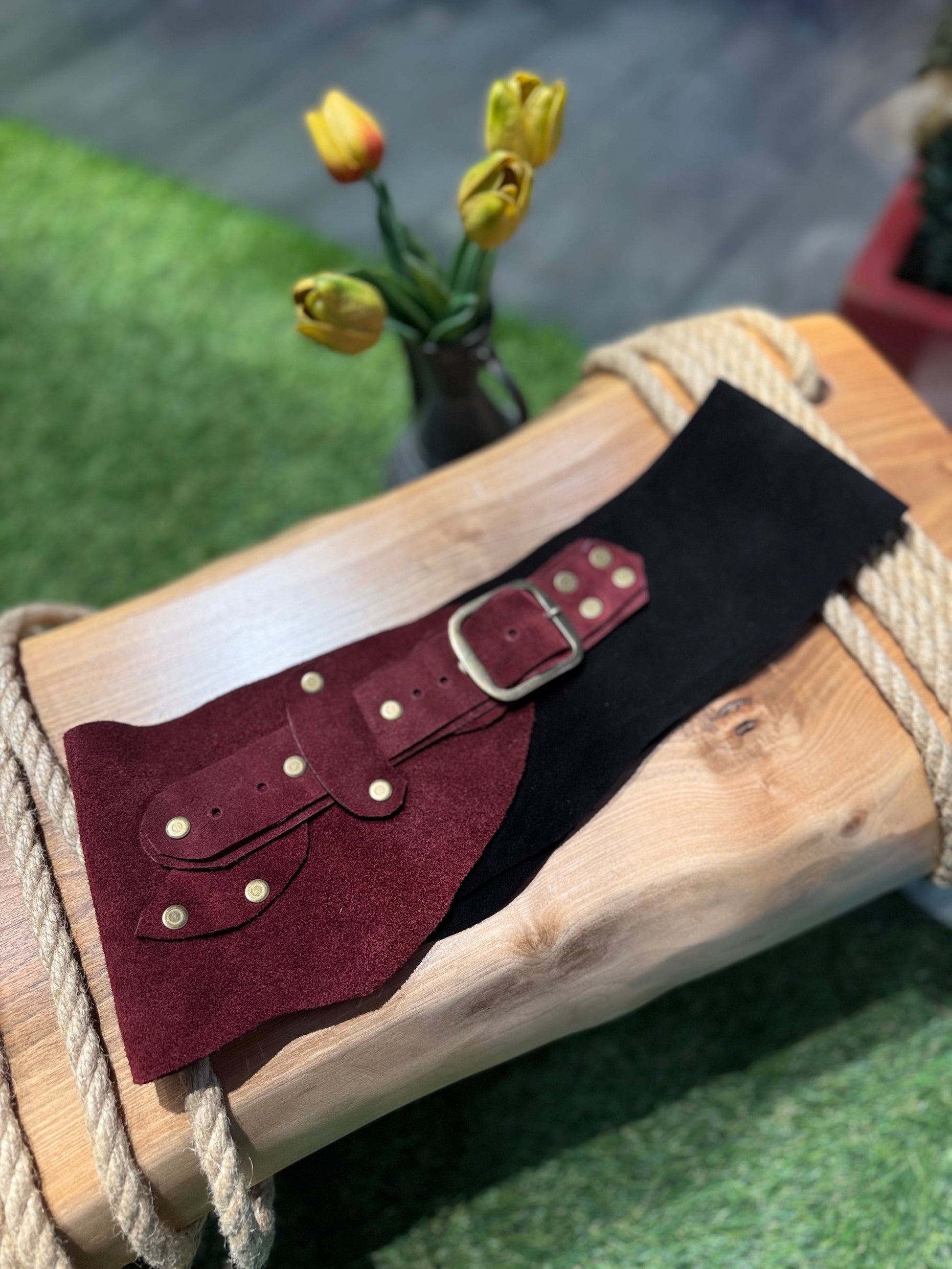 Almandine El Yapımı Nubuk Kemer – Bohem Tarz Kadın Giyim Tasarım | Yılday Gür Butik