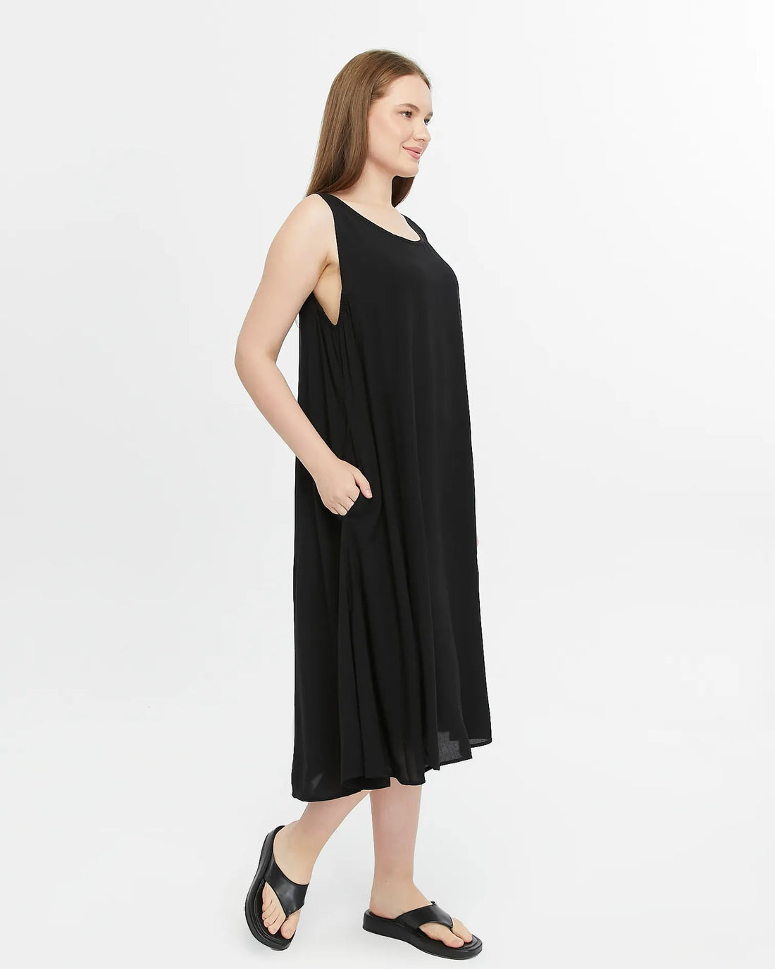 Basic Askılı Siyah Midi Elbise - Rahat Kesim Elbise Giyim > Elbise butik bohem giyim – Yılday Gür Butik Üsküdar Emaar