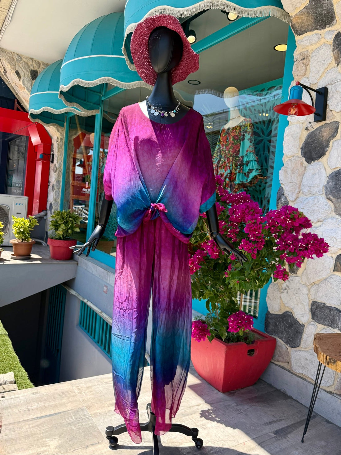 Batik Desenli Doğal İpek Kadın Takım – Bohem Şık Tasarım Elbiseler butik bohem giyim – Yılday Gür Butik Üsküdar Emaar