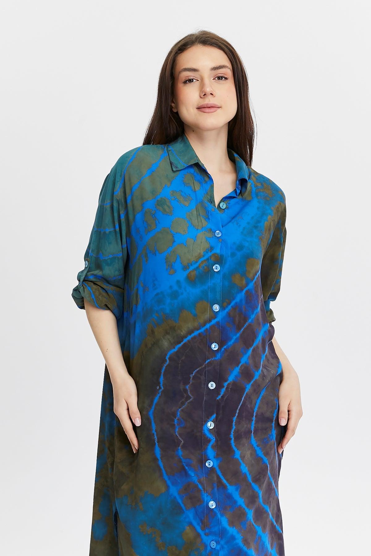 Batik Desenli Lacivert Gömlek Elbise – Bohem Tarz Kadın Giyim Tasarım | Yılday Gür Butik