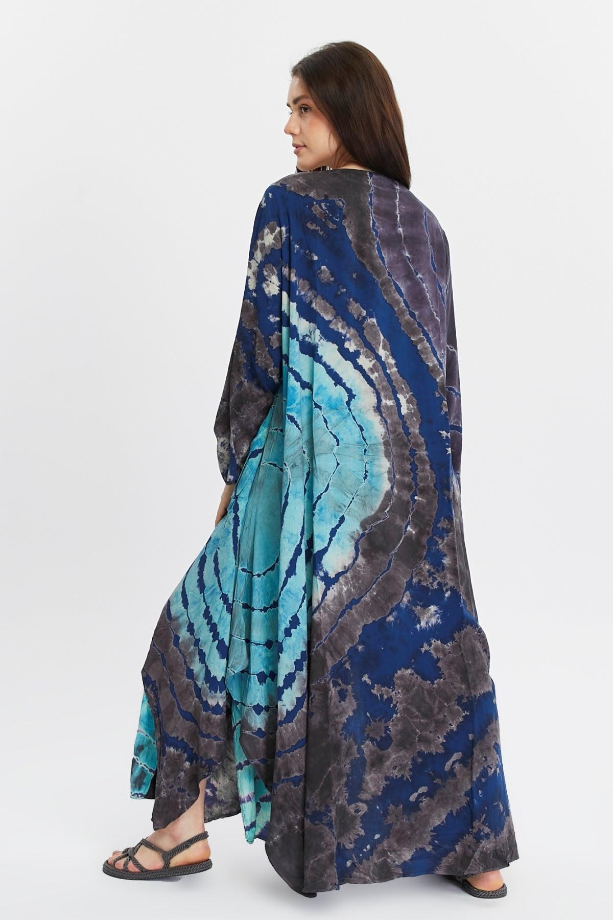 Batik Desenli Mavi Kaftan butik bohem giyim – Yılday Gür Butik Üsküdar Emaar