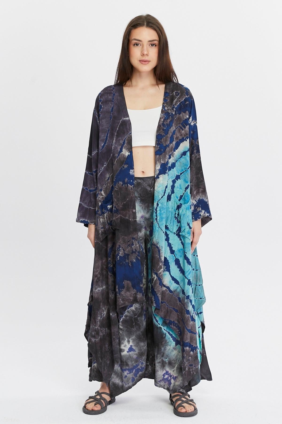 Batik Desenli Mavi Kaftan butik bohem giyim – Yılday Gür Butik Üsküdar Emaar