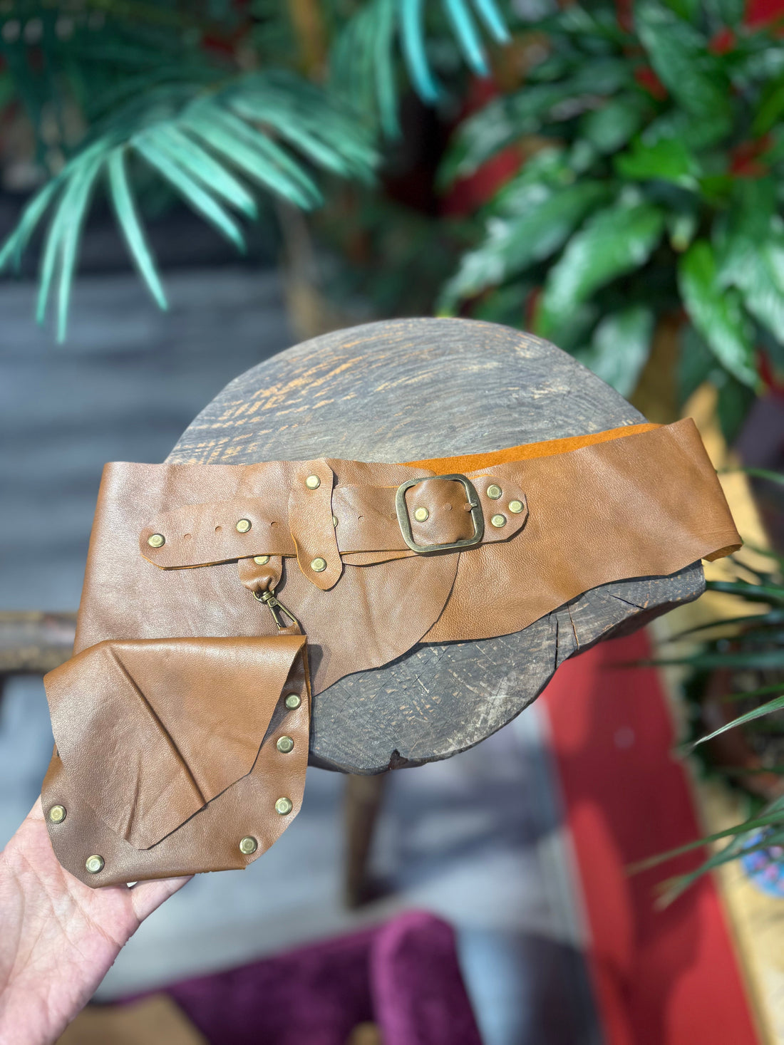 Blair Cepli Hakiki Deri Bohem El Yapımı Bel Kemeri – Taba & Krem Aksesuar > Kemer butik bohem giyim – Yılday Gür Butik Üsküdar Emaar