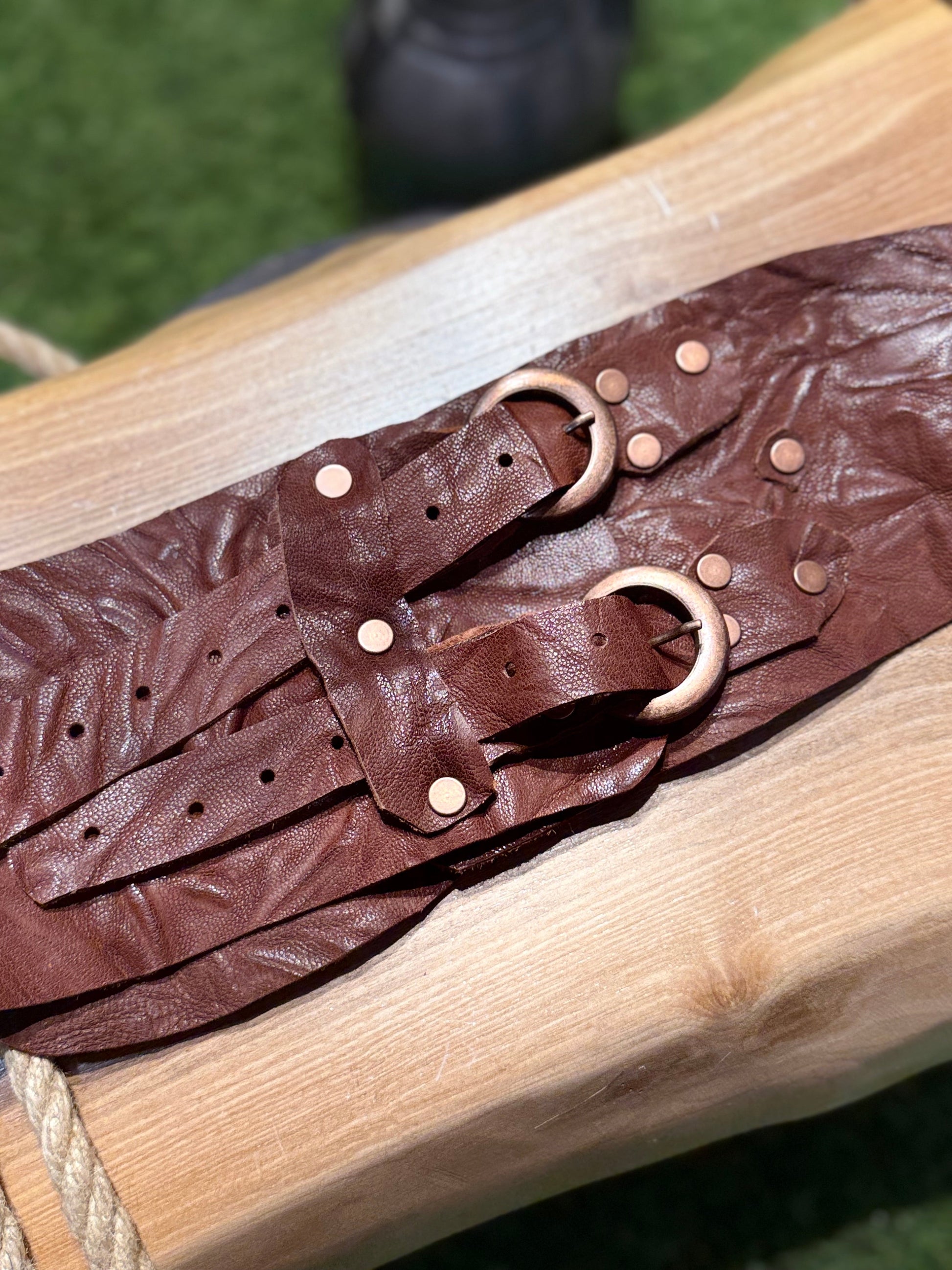 Browny Çift Kayışlı Deri Kemer Aksesuar > Kemer butik bohem giyim – Yılday Gür Butik Üsküdar Emaar