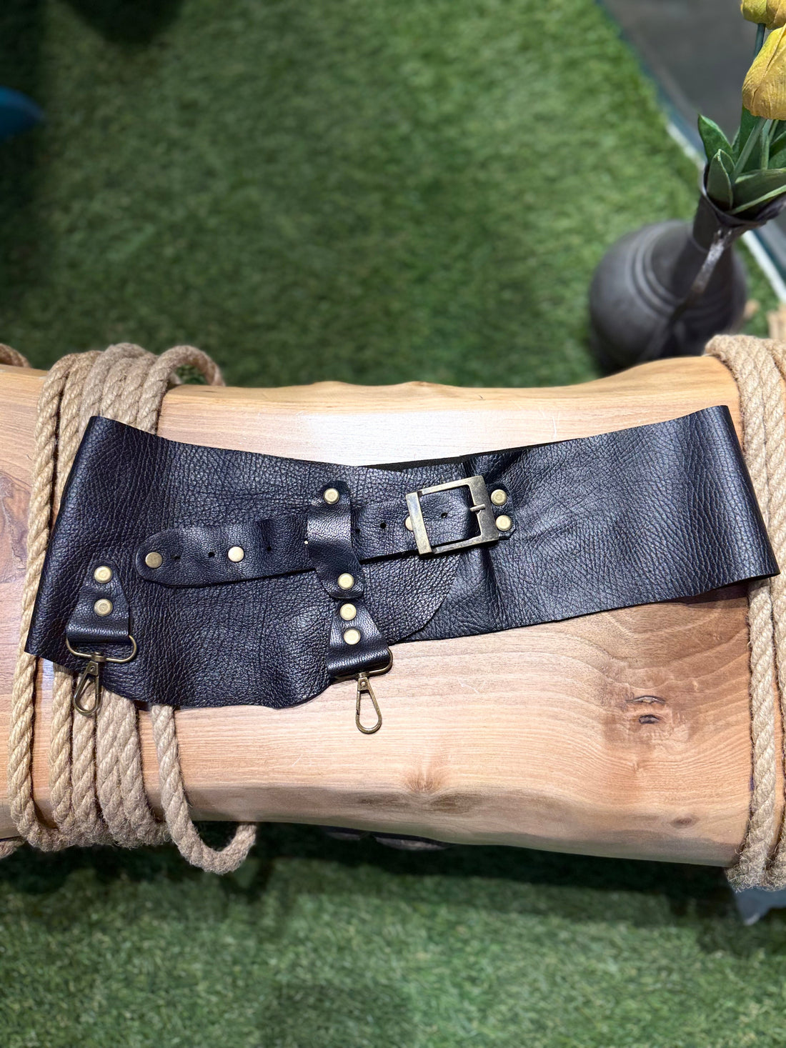 Calvin Deri Kemer - Çok Fonksiyonlu Kancalı Tasarım Kemer Aksesuar > Kemer butik bohem giyim – Yılday Gür Butik Üsküdar Emaar