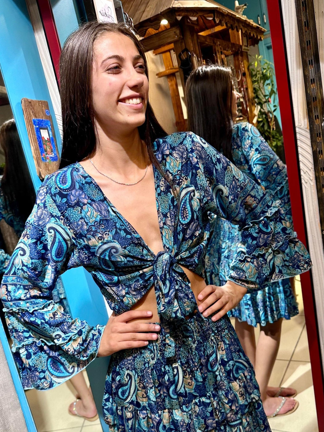 Çiçek Desenli İpek Takım butik bohem giyim – Yılday Gür Butik Üsküdar Emaar
