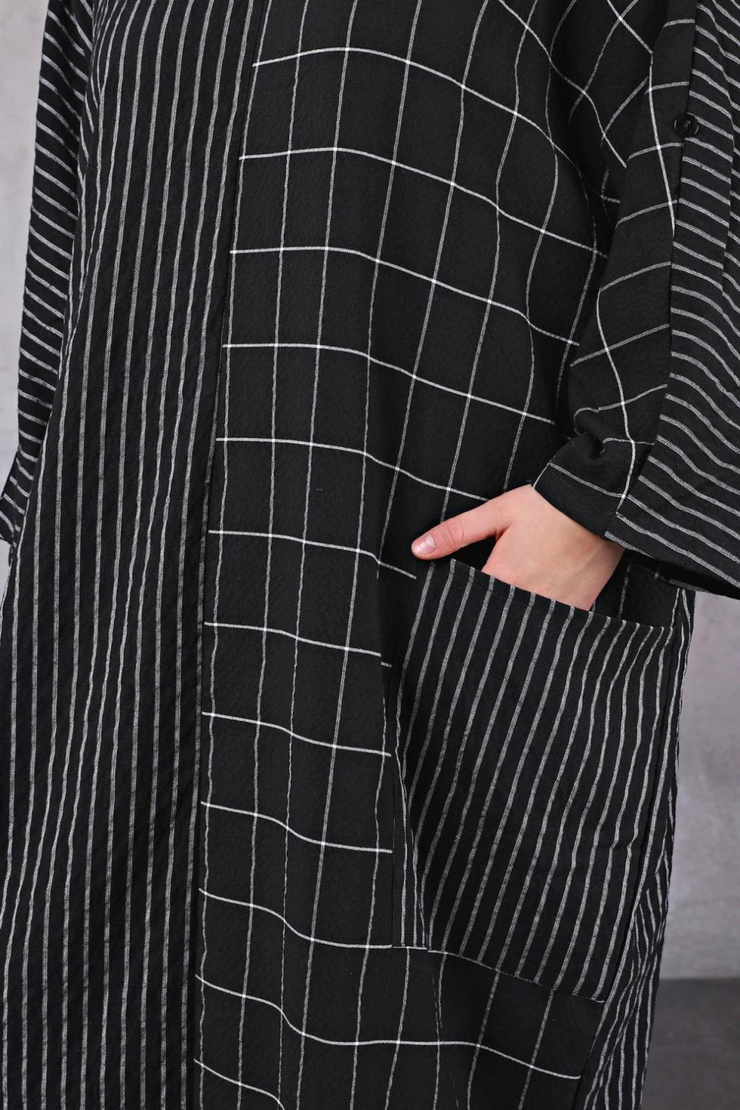 Çizgili Kare Desenli Oversize Cepli Elbise Elbiseler butik bohem giyim – Yılday Gür Butik Üsküdar Emaar