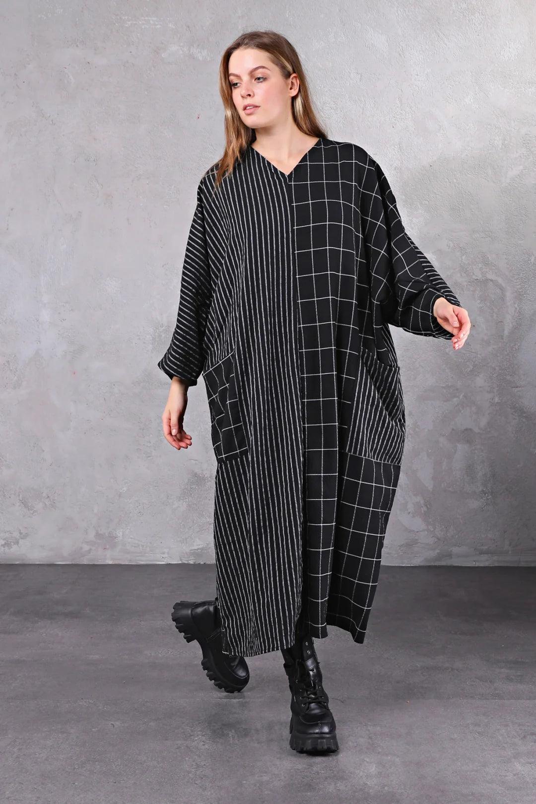 Çizgili Kare Desenli Oversize Cepli Elbise Elbiseler butik bohem giyim – Yılday Gür Butik Üsküdar Emaar