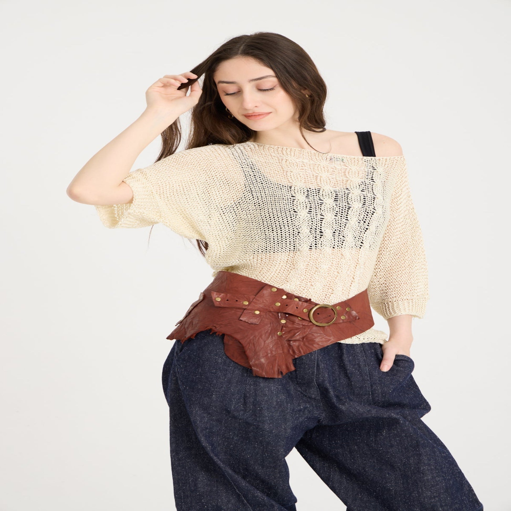 Cognac El Yapımı Deri Kemer Aksesuar > Kemer butik bohem giyim – Yılday Gür Butik Üsküdar Emaar