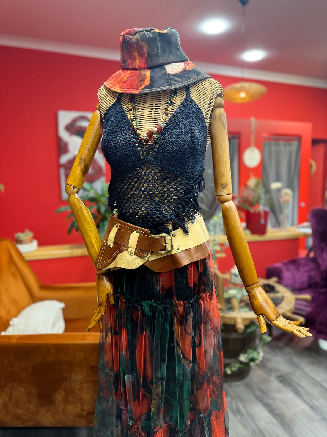 Cordelia Deri Kemer | Taba & Krem El Yapımı Bohem Bel Kemer Aksesuar > Kemer butik bohem giyim – Yılday Gür Butik Üsküdar Emaar