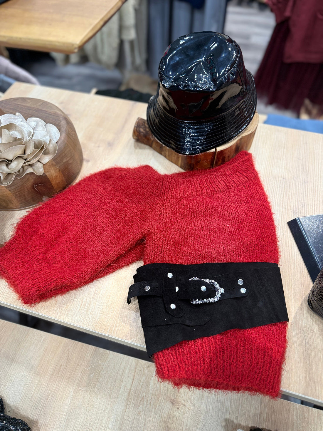 Darktide El Yapımı Nubuk Kemer – Bohem Tarz Kadın Giyim Tasarım | Yılday Gür Butik