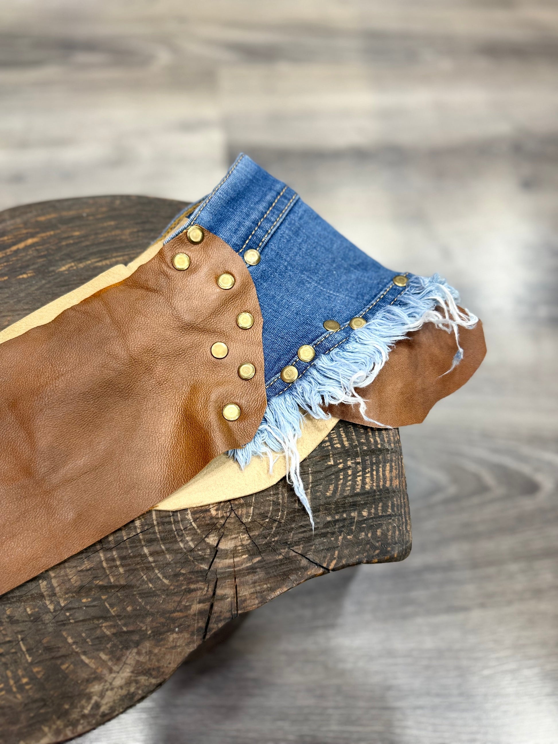 Darwin Denim Deri El Yapımı Kemer Aksesuar > Kemer butik bohem giyim – Yılday Gür Butik Üsküdar Emaar