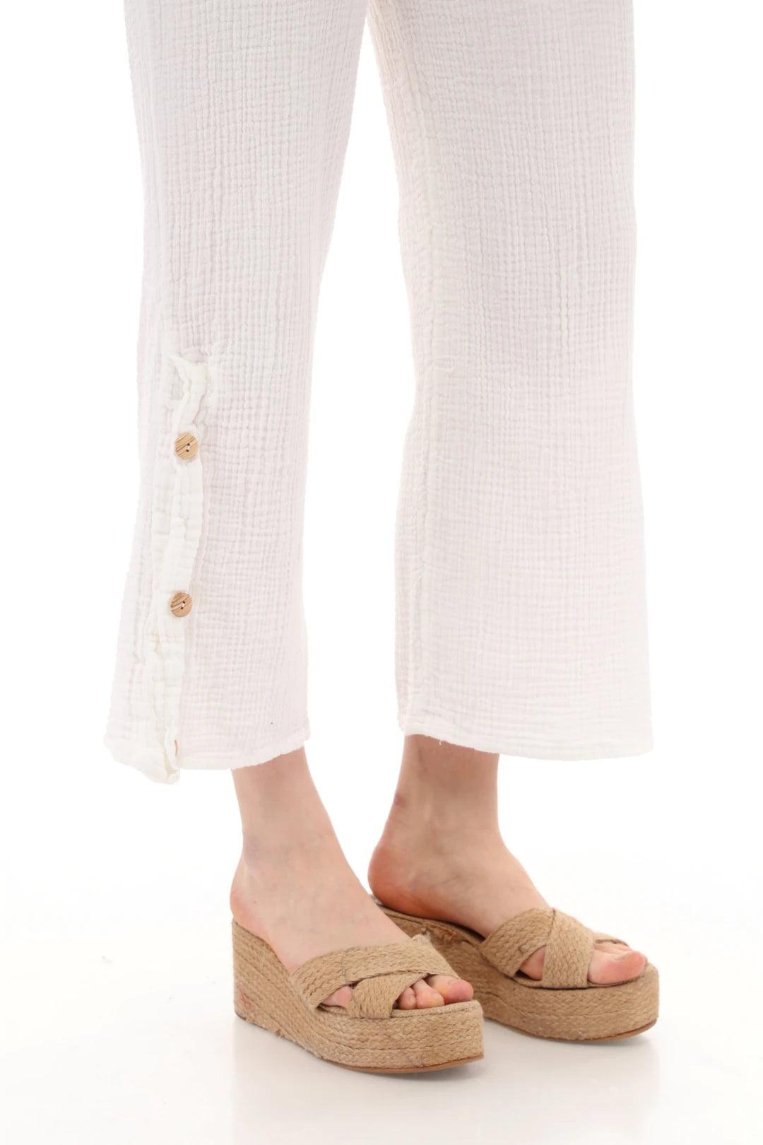 Düğme Detaylı Beyaz Müslin Pantolon Giyim > Alt Giyim > Pantolon butik bohem giyim – Yılday Gür Butik Üsküdar Emaar