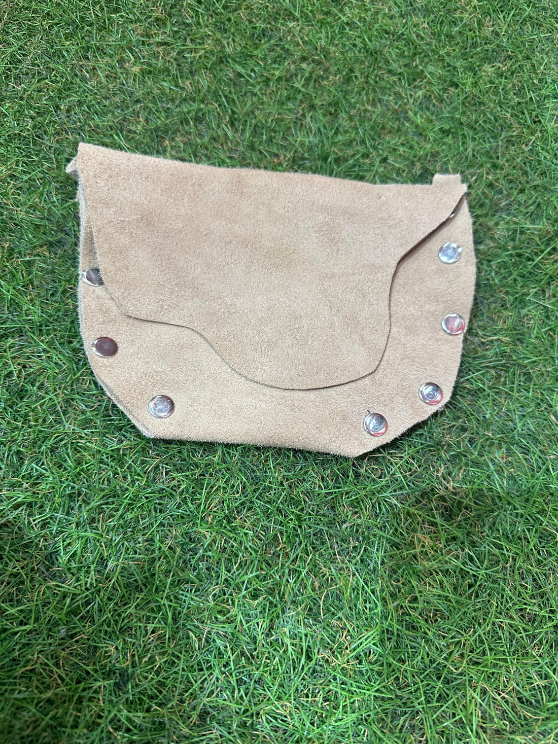 El Yapımı Nubuk Deri Kemer Cebi - Bej Bohem Bel Aksesuarı Aksesuar > Kemer butik bohem giyim – Yılday Gür Butik Üsküdar Emaar