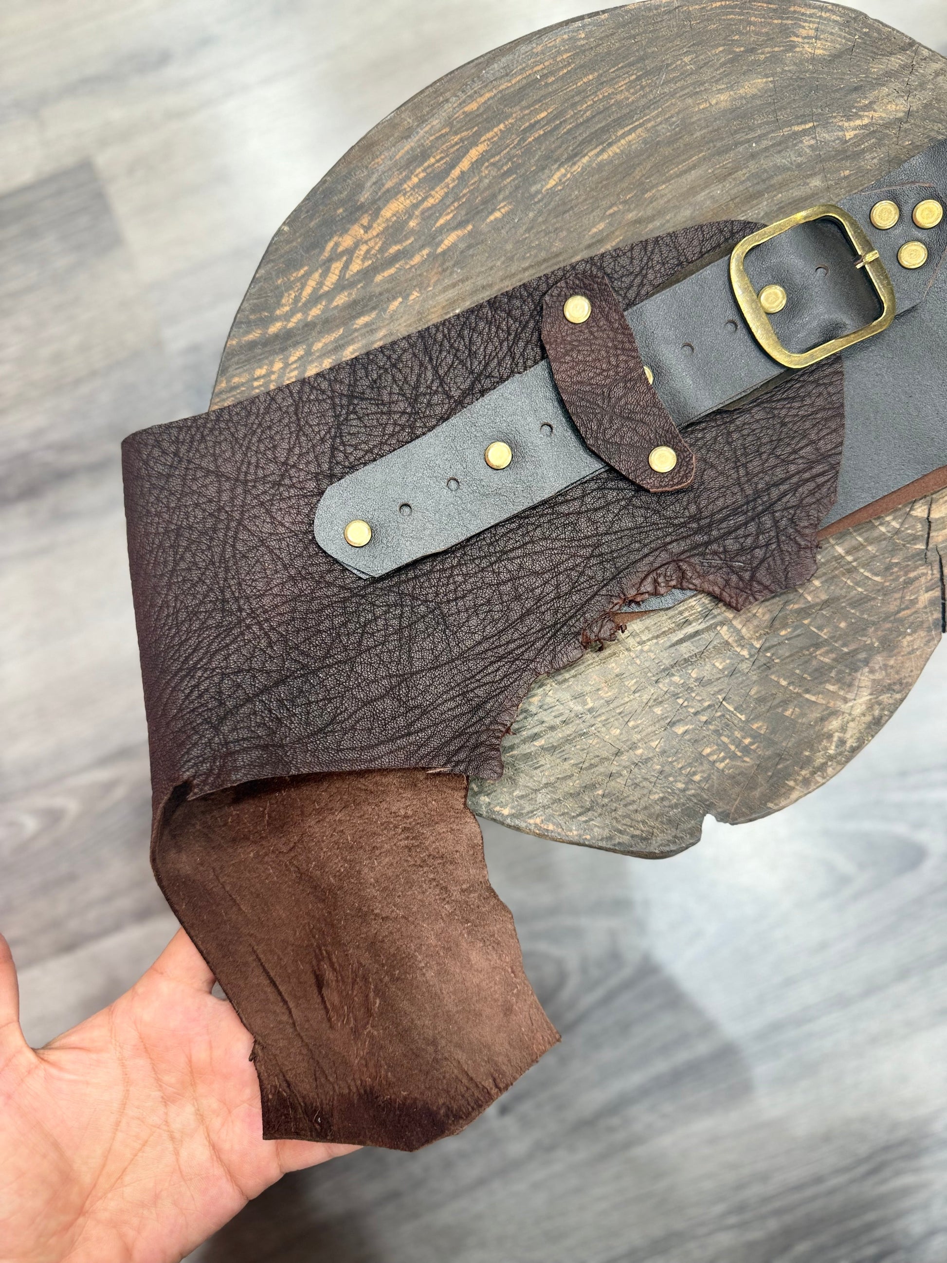 Florence Hakiki Deri El Yapımı Western Kemer – Vintage Kahve Aksesuar > Kemer butik bohem giyim – Yılday Gür Butik Üsküdar Emaar