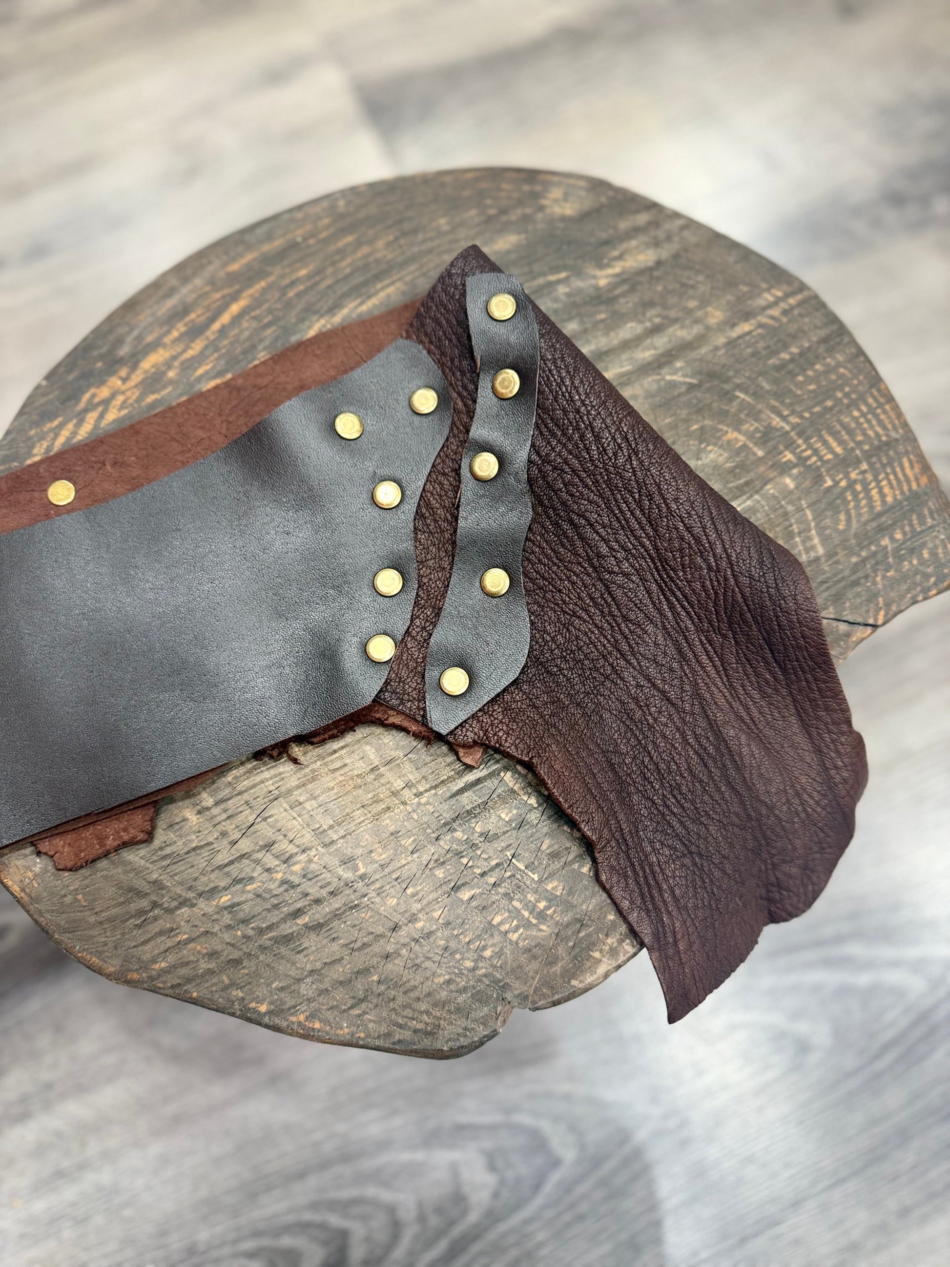 Florence Hakiki Deri El Yapımı Western Kemer – Vintage Kahve Aksesuar > Kemer butik bohem giyim – Yılday Gür Butik Üsküdar Emaar