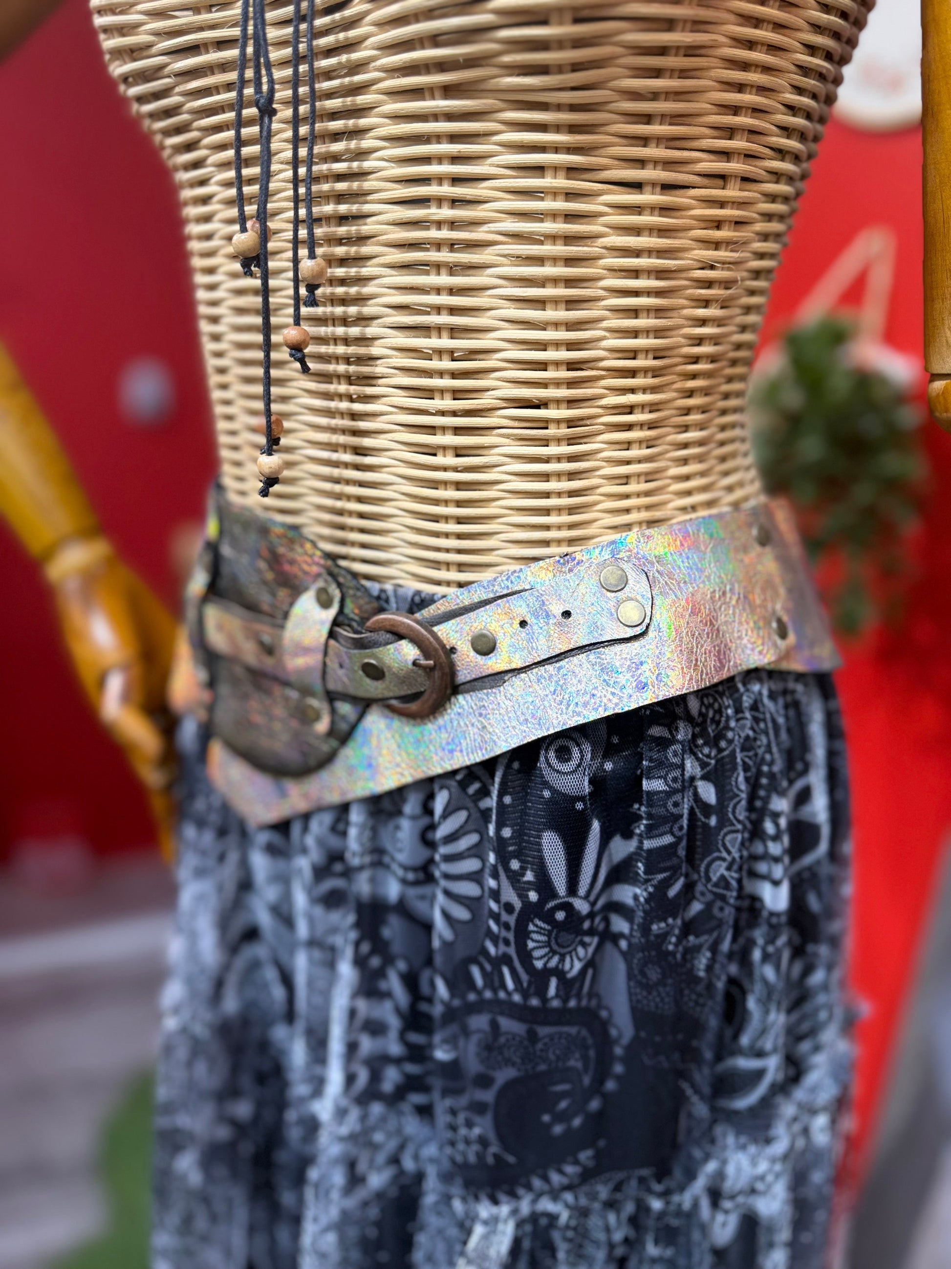 Giselle Deri Kemer | Pastel Efektli Hakiki Deri El Yapımı Bohem Bel Kemer Aksesuar > Kemer butik bohem giyim – Yılday Gür Butik Üsküdar Emaar