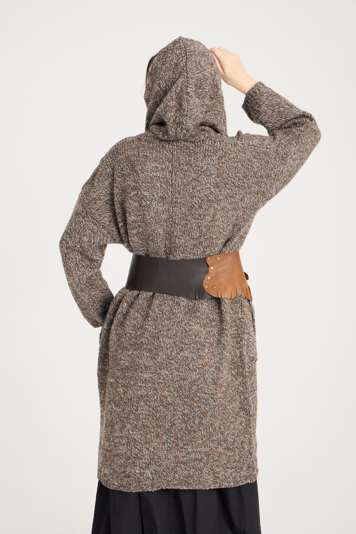 Harmony El Yapımı Püsküllü Deri Kemer Aksesuar > Kemer butik bohem giyim – Yılday Gür Butik Üsküdar Emaar