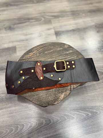 Hawthorne Hakiki Deri El Yapımı Kemer Aksesuar > Kemer butik bohem giyim – Yılday Gür Butik Üsküdar Emaar