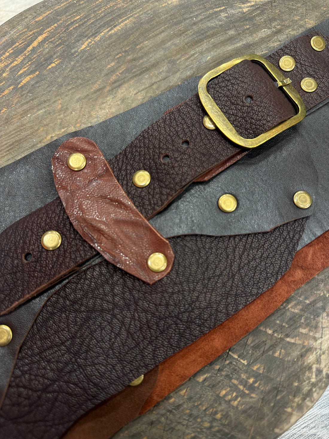 Hawthorne Hakiki Deri El Yapımı Kemer Aksesuar > Kemer butik bohem giyim – Yılday Gür Butik Üsküdar Emaar