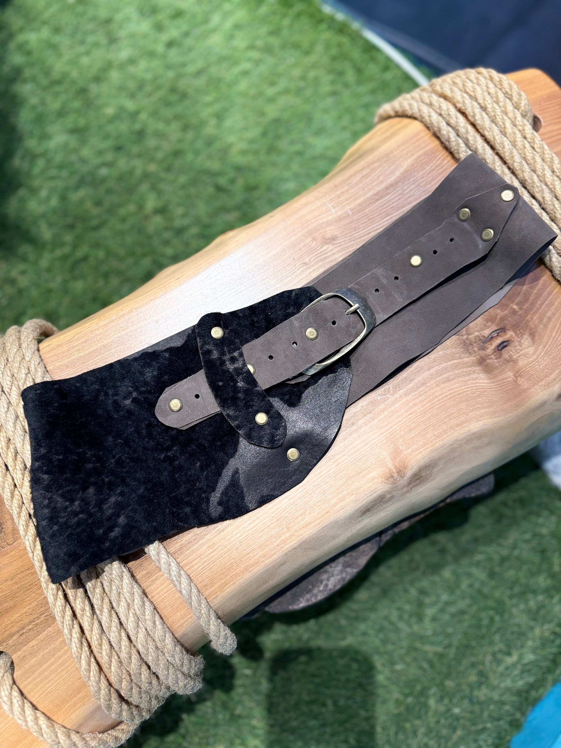 Hawthorne Kürk Detaylı Nubuk Hakiki Deri Kemer - El Yapımı Tasarım – Bohem Tarz Kadın Giyim Tasarım | Yılday Gür Butik
