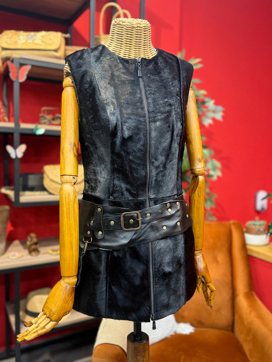 Hecate El Yapımı Cep Detaylı Deri Tasarım Kemer Aksesuar > Kemer butik bohem giyim – Yılday Gür Butik Üsküdar Emaar