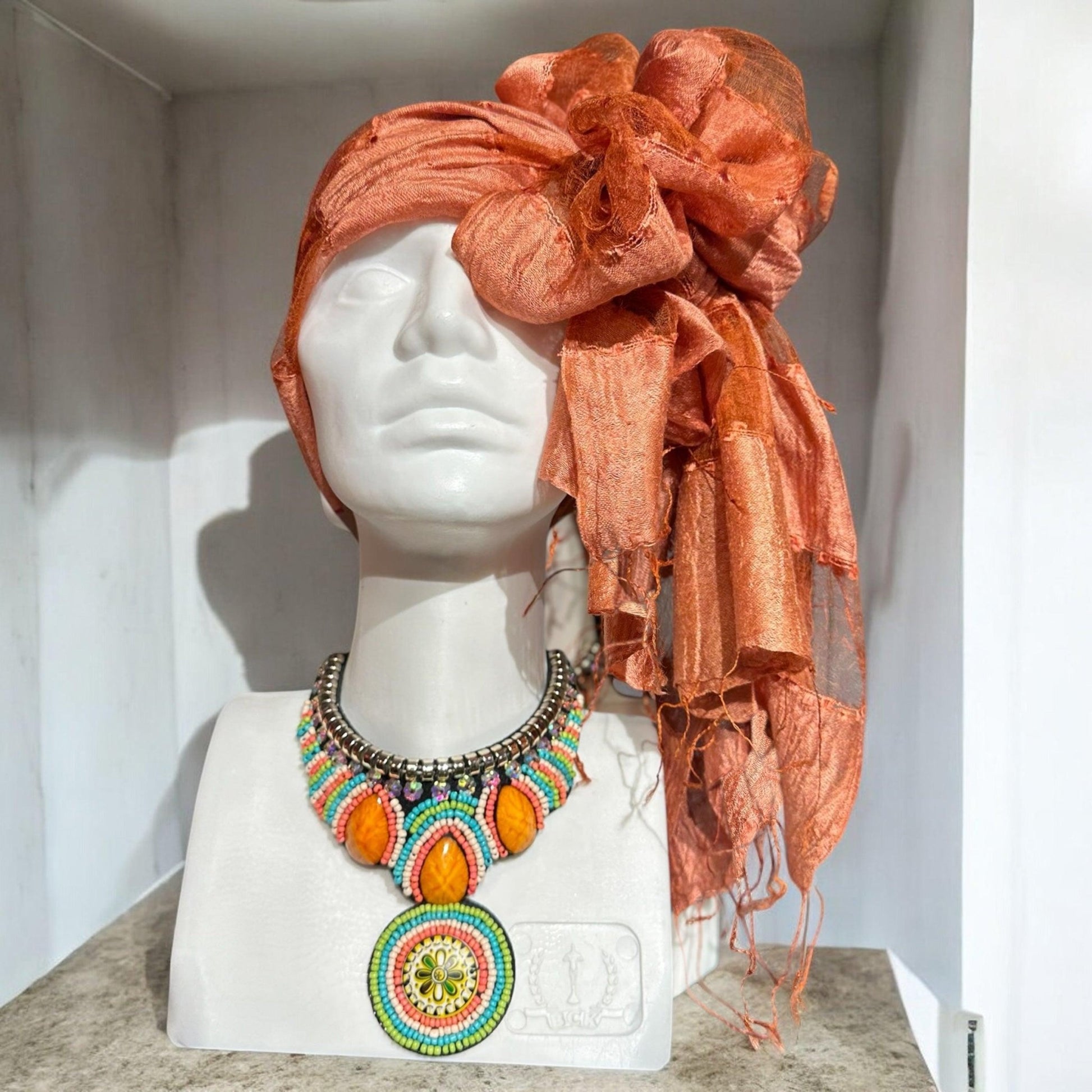 Hint İpeği Şal butik bohem giyim – Yılday Gür Butik Üsküdar Emaar