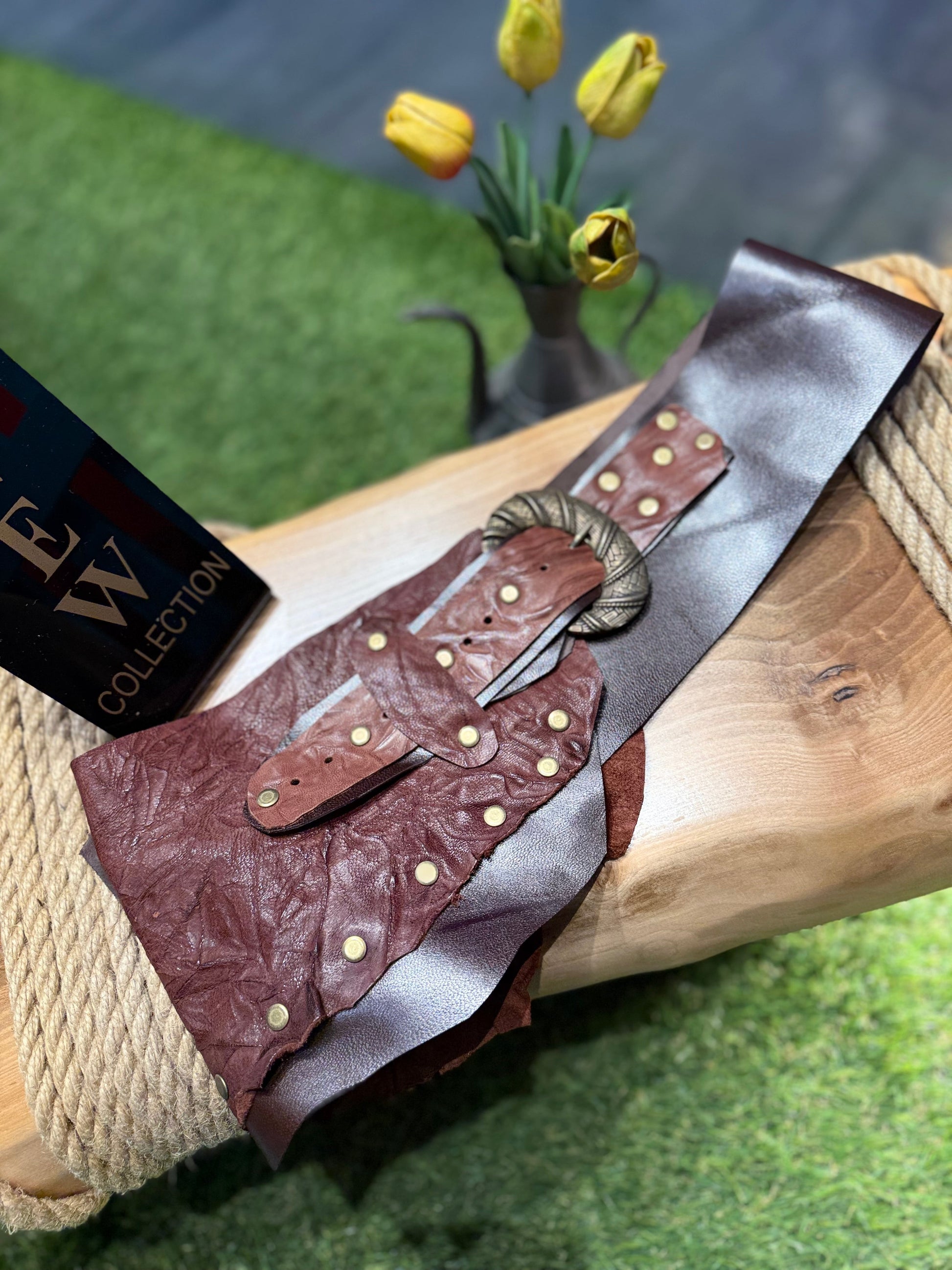 Hugh Luxe El Yapımı Deri Kemer Aksesuar > Kemer butik bohem giyim – Yılday Gür Butik Üsküdar Emaar