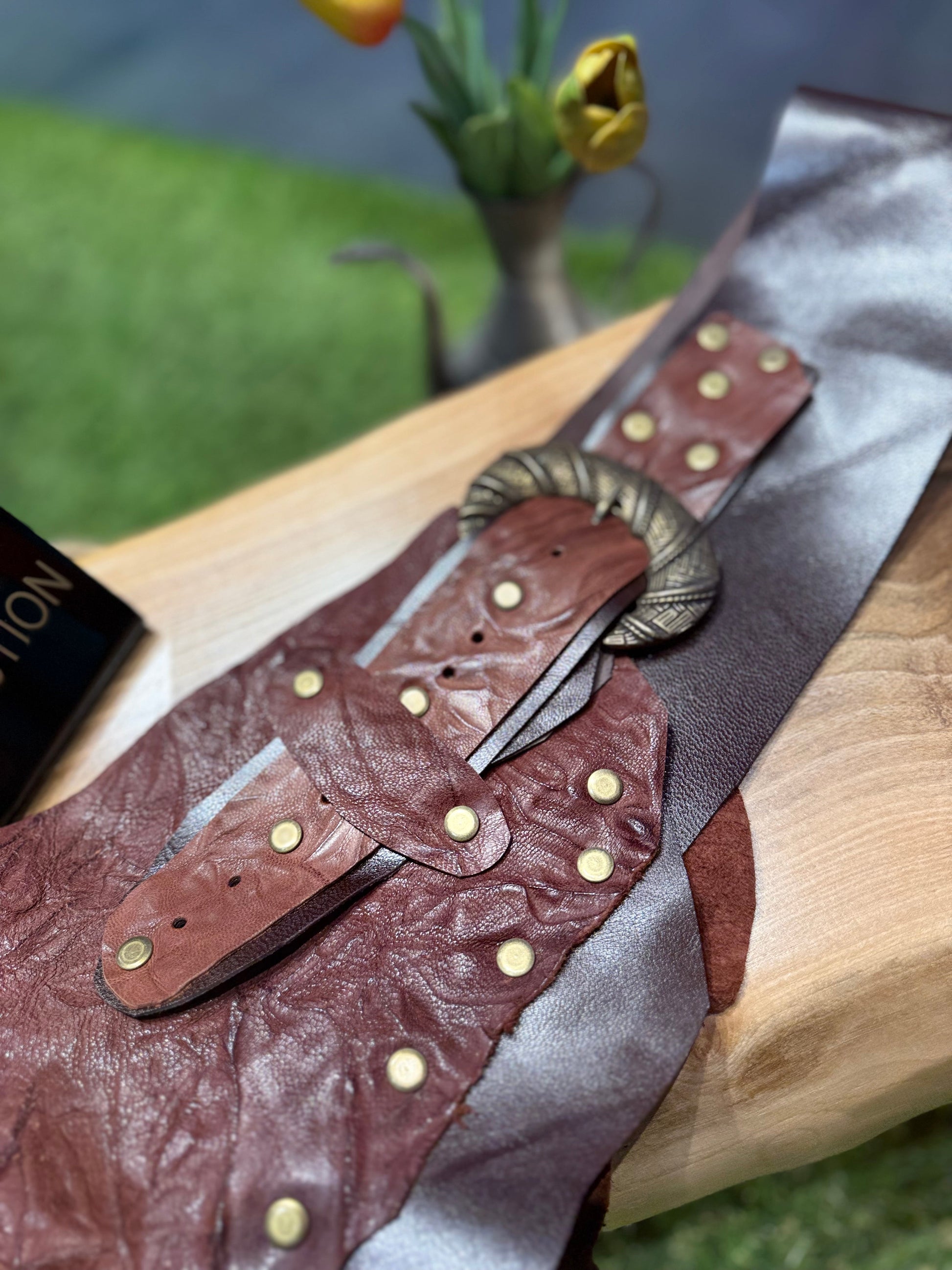 Hugh Luxe El Yapımı Deri Kemer Aksesuar > Kemer butik bohem giyim – Yılday Gür Butik Üsküdar Emaar