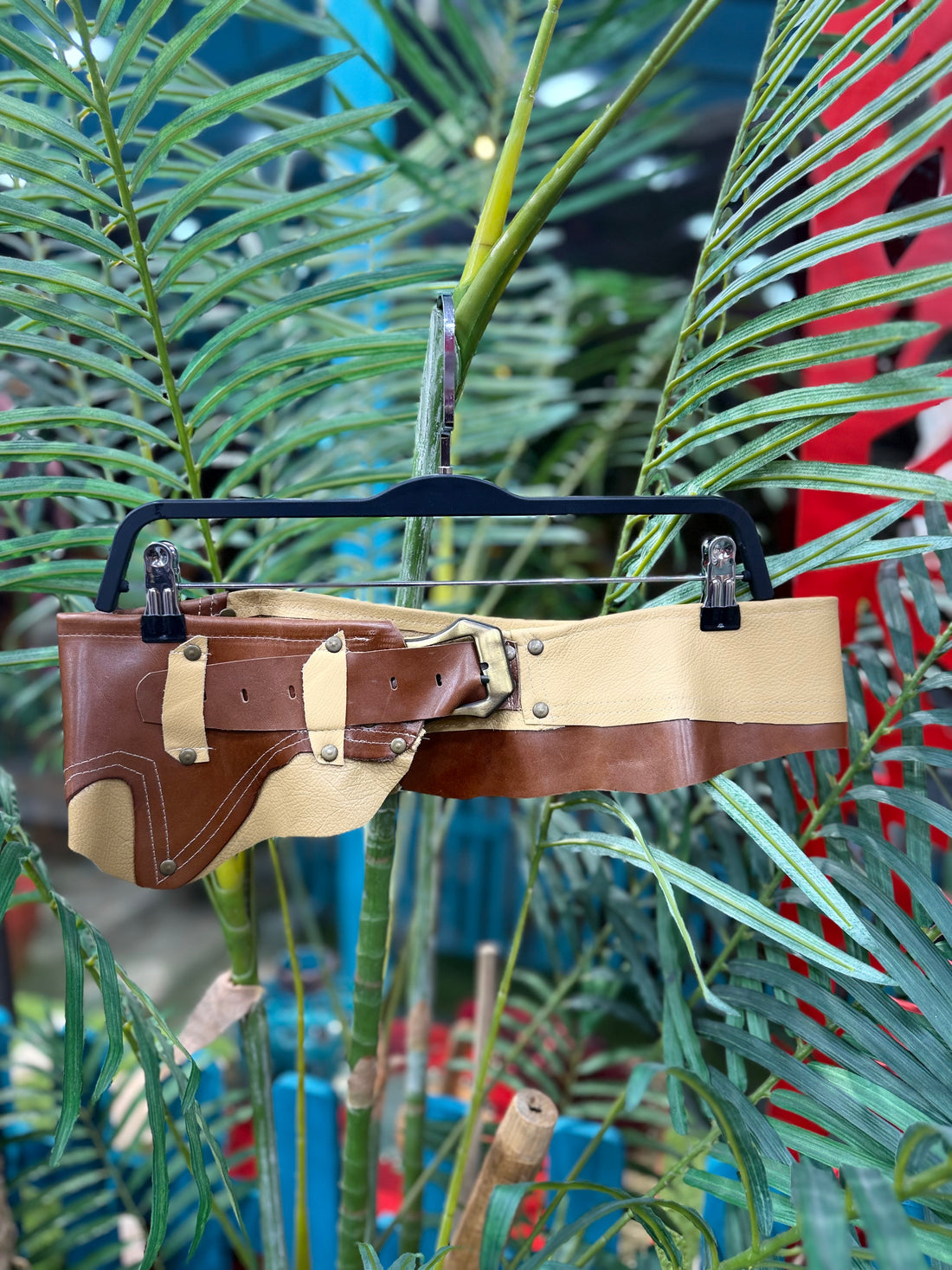 Cordelia Deri Kemer | Taba & Krem El Yapımı Bohem Bel Kemer Aksesuar > Kemer butik bohem giyim – Yılday Gür Butik Üsküdar Emaar