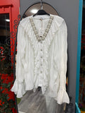 İşlemeli Fırfırlı Tasarım Beyaz Gömlek Giyim > Üst Giyim > Gömlek butik bohem giyim – Yılday Gür Butik Üsküdar Emaar