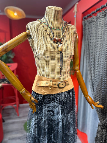 Juliet Deri Kemer | Taba Hakiki Deri El Yapımı Bohem Bel Kemer Aksesuar > Kemer butik bohem giyim – Yılday Gür Butik Üsküdar Emaar