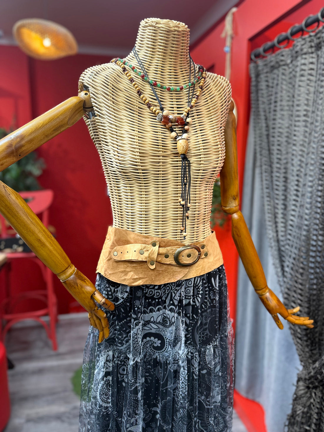 Juliet Deri Kemer | Taba Hakiki Deri El Yapımı Bohem Bel Kemer Aksesuar > Kemer butik bohem giyim – Yılday Gür Butik Üsküdar Emaar