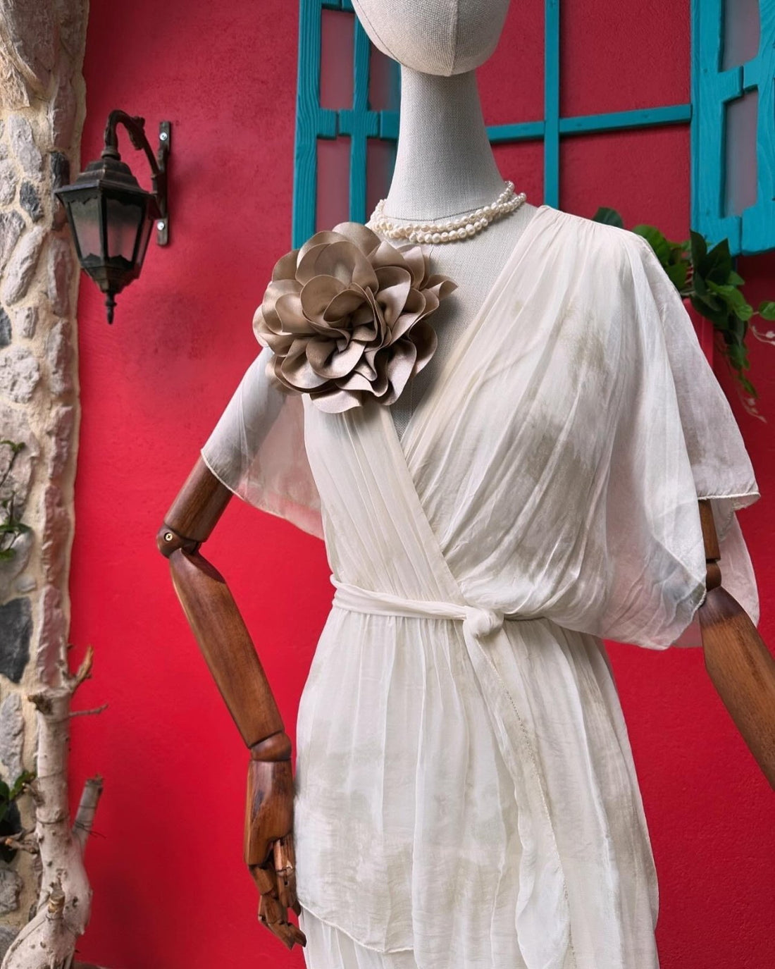 Kat Detaylı İpek Elbise - İthal ve Şık Tasarım Elbiseler butik bohem giyim – Yılday Gür Butik Üsküdar Emaar
