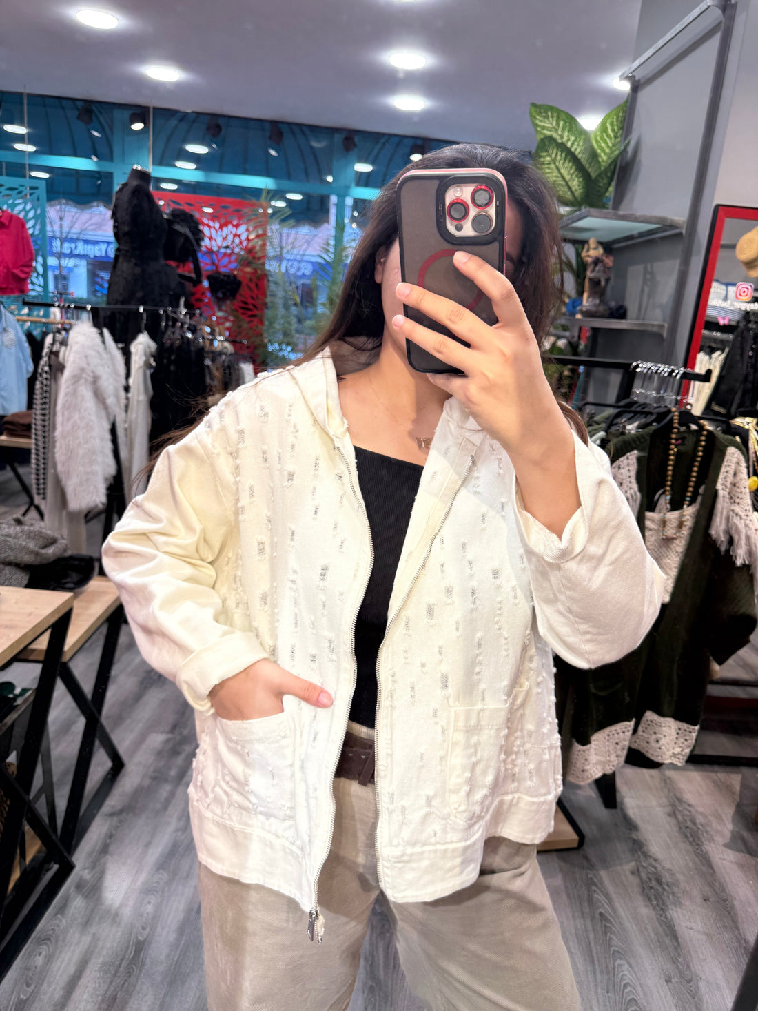 Kesikli Kapüşonlu Krem Ceket - Delikli Tasarım Fermuarlı Ceket Giyim > Dış Giyim > Ceket & Yelek > Ceket butik bohem giyim – Yılday Gür Butik Üsküdar Emaar