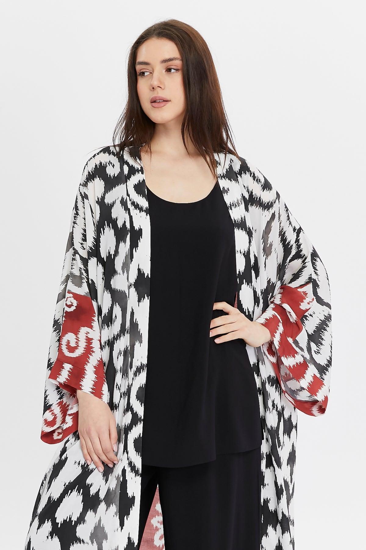 Kırmızı Kol Detaylı Kimono – Bohem Tarz Kadın Giyim Tasarım | Yılday Gür Butik