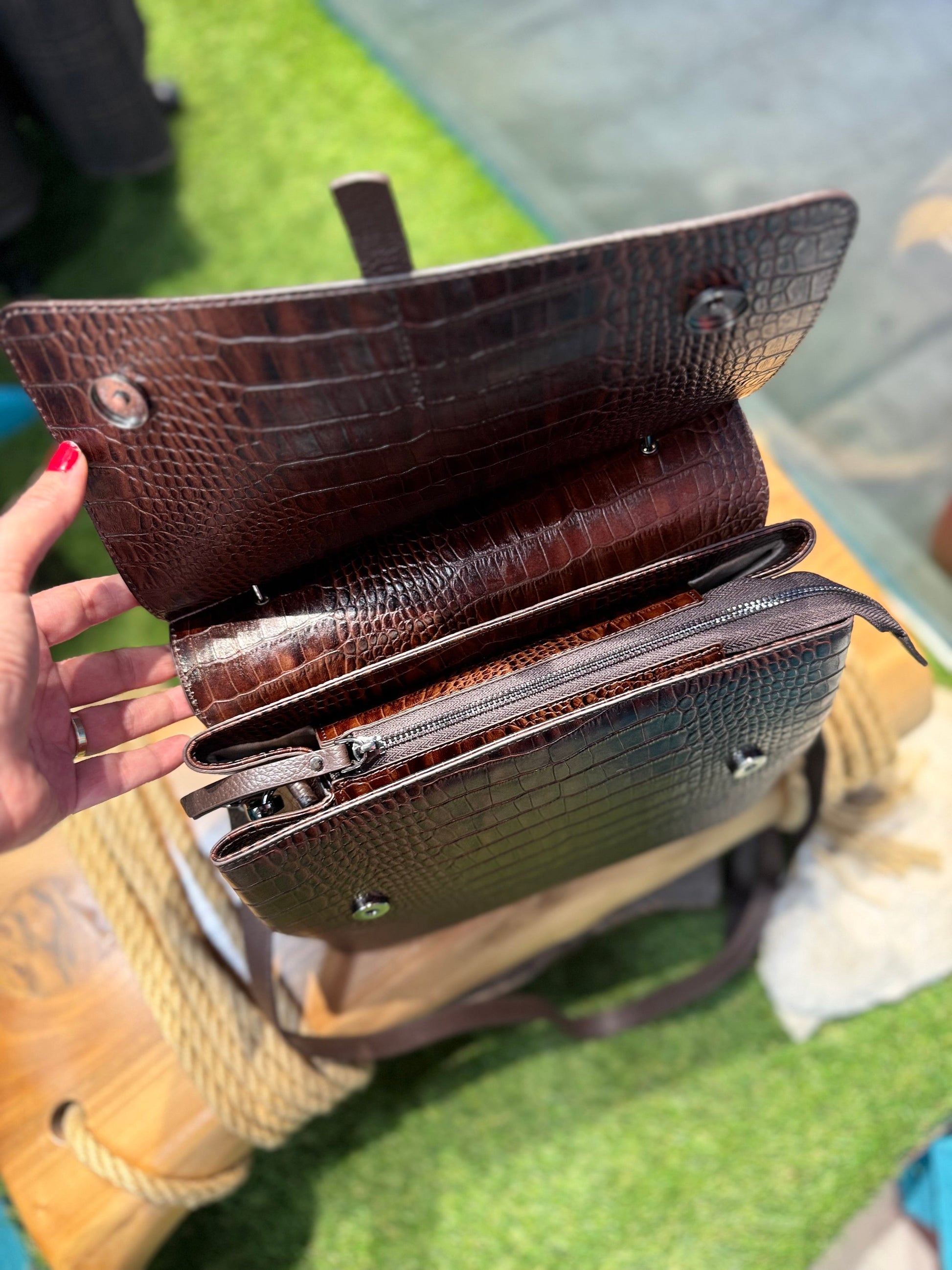 Kroko Desenli Hakiki Deri El ve Omuz Çantası - Bohem Vintage Tasarım – Bohem Tarz Kadın Giyim Tasarım | Yılday Gür Butik