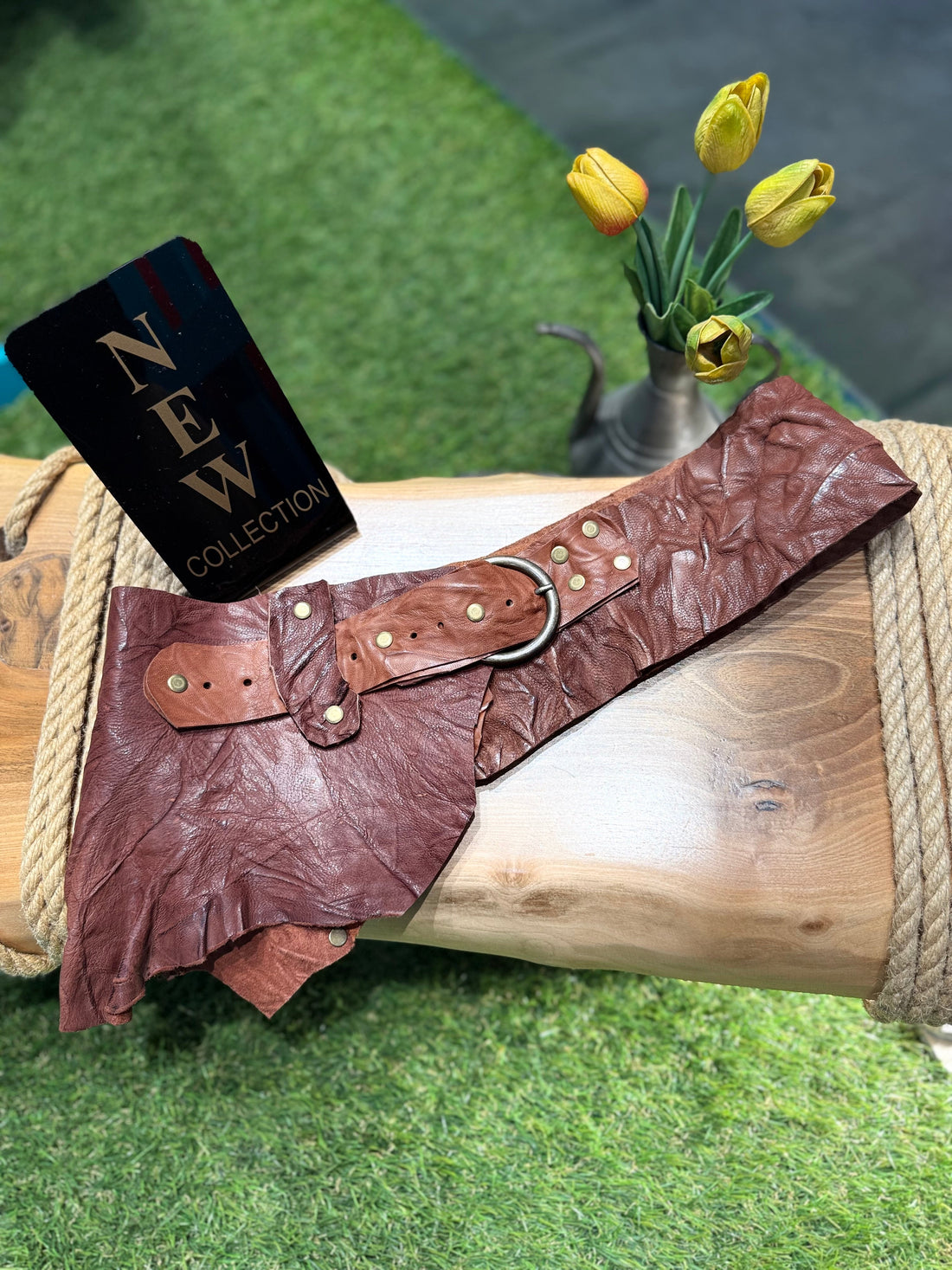 Montague Luxe El Yapımı Deri Kemer Aksesuar > Kemer butik bohem giyim – Yılday Gür Butik Üsküdar Emaar