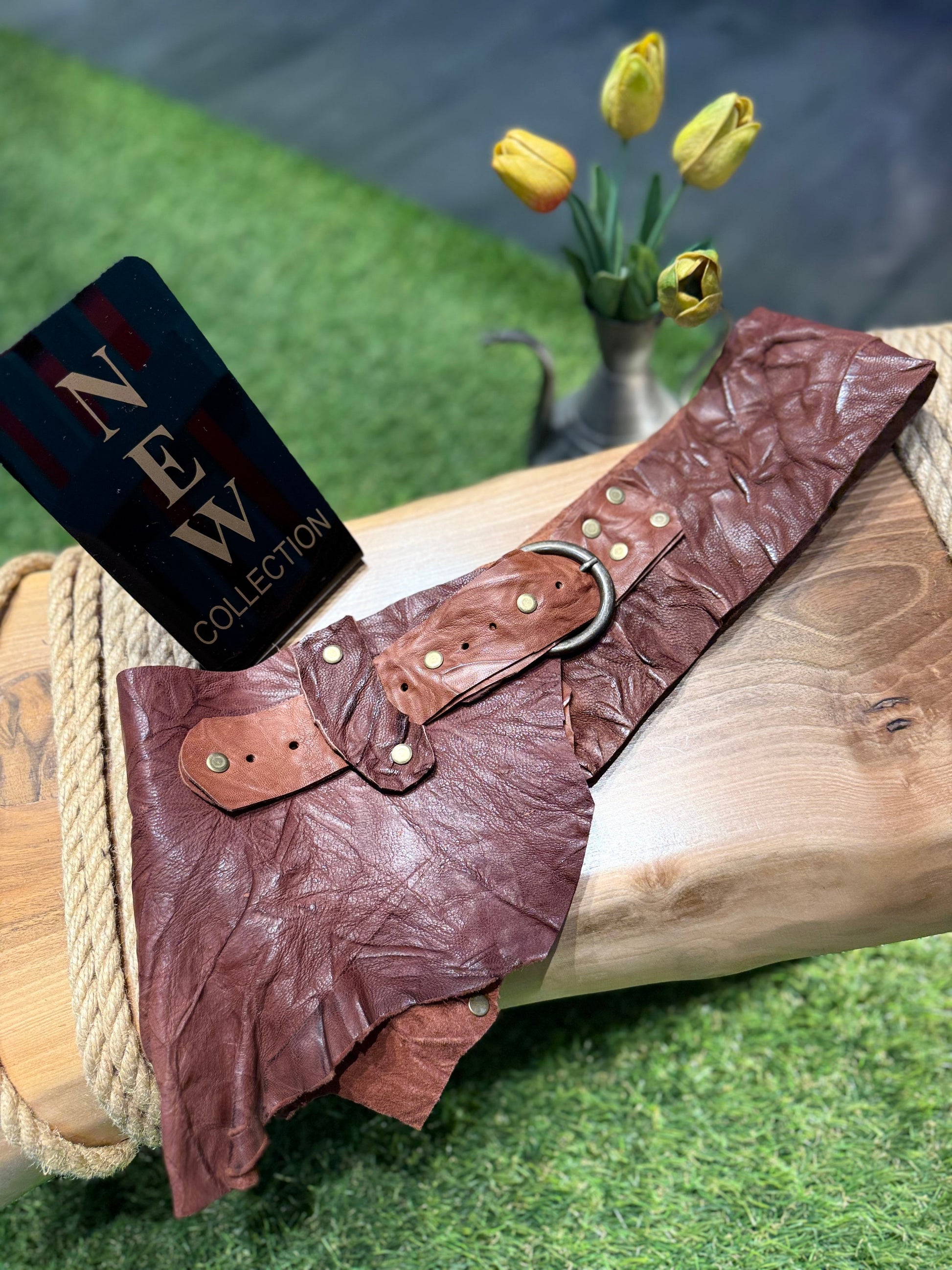 Montague Luxe El Yapımı Deri Kemer Aksesuar > Kemer butik bohem giyim – Yılday Gür Butik Üsküdar Emaar