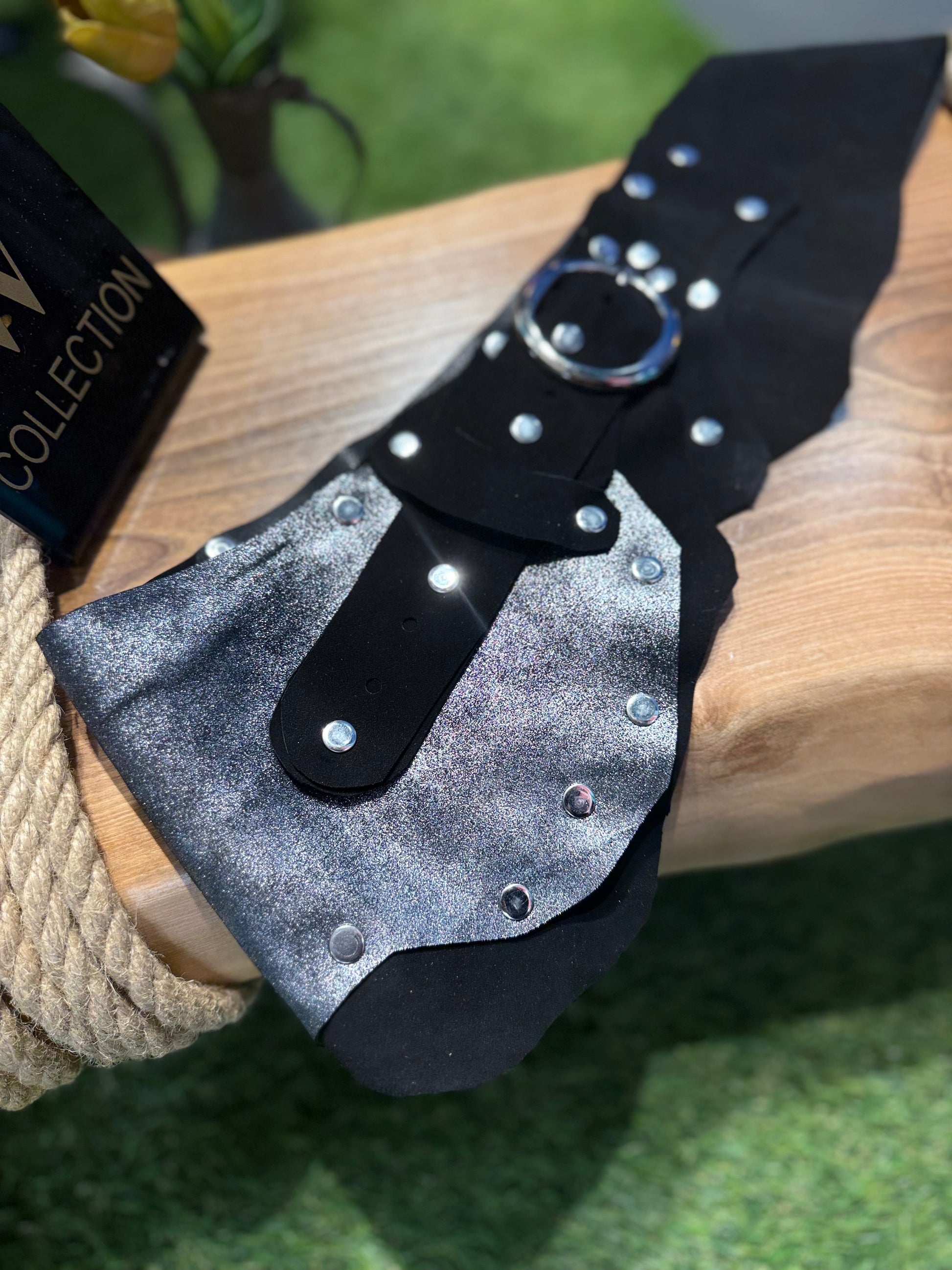 Moonglass El Yapımı Nubuk Kemer Aksesuar > Kemer butik bohem giyim – Yılday Gür Butik Üsküdar Emaar