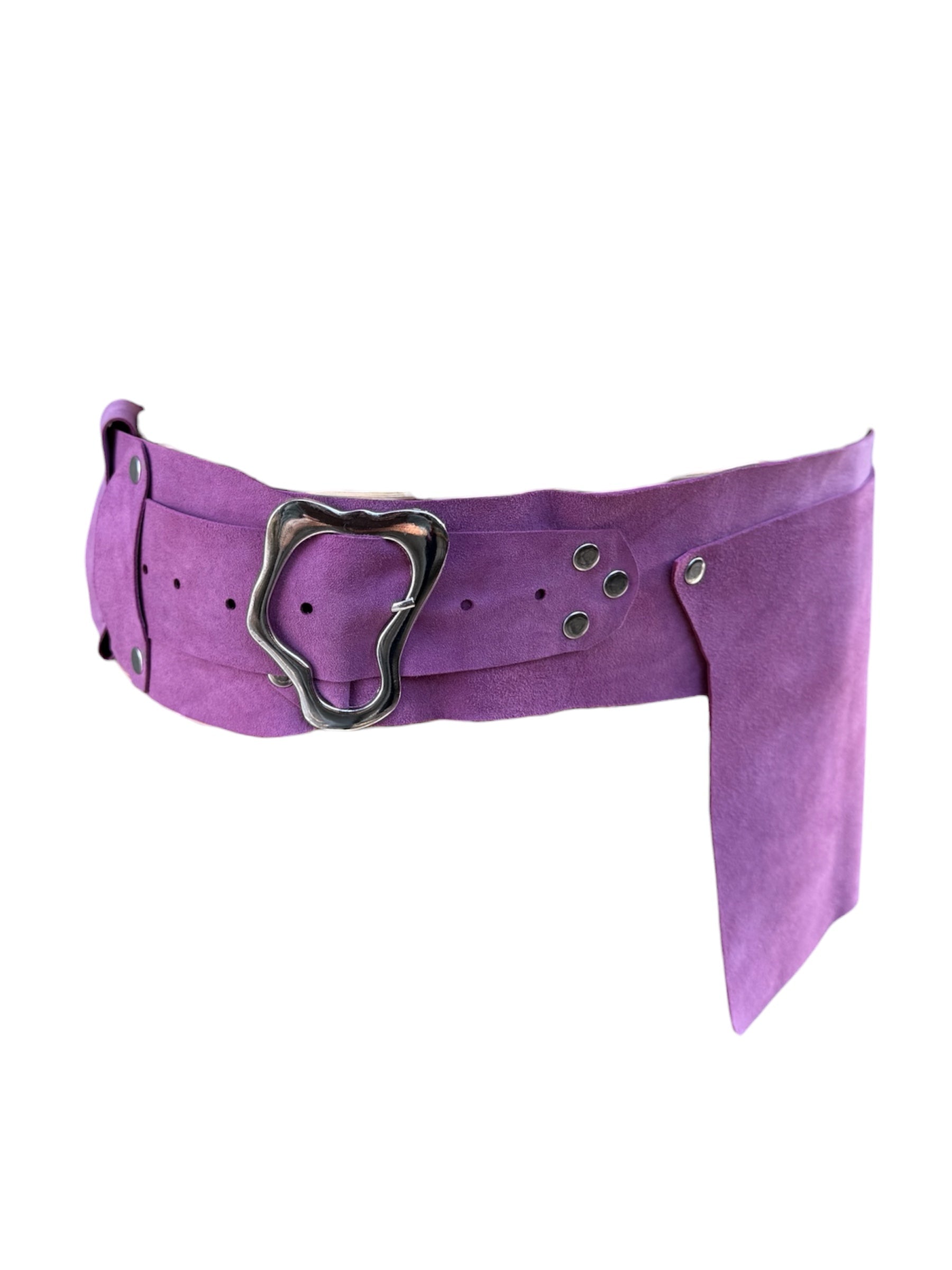 Nova El Yapımı Lilac Nubuk Asimetrik Kemer – Bohem Tarz Kadın Giyim Tasarım | Yılday Gür Butik