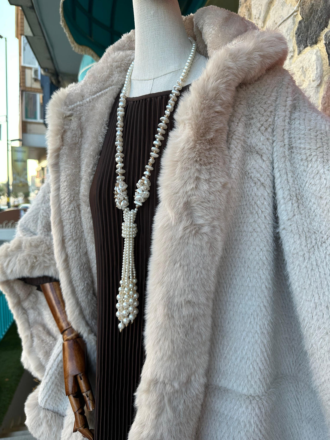 Panço Kesim Pelerin Kürk - İthal Ürün, Şık ve Özel Tasarım butik bohem giyim – Yılday Gür Butik Üsküdar Emaar