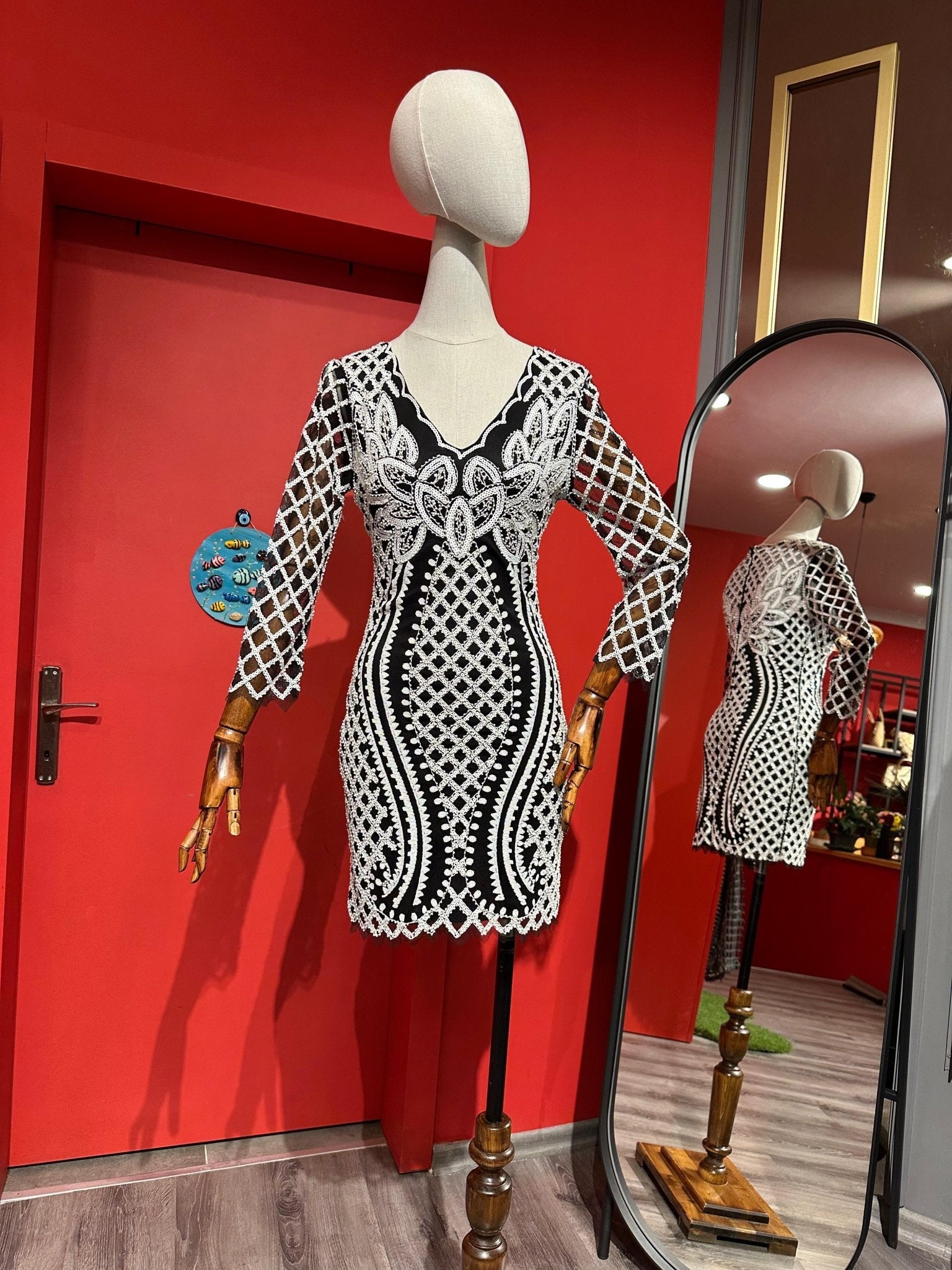 Pul İşlemeli Tasarım Elbise - Özel Tasarım ve İthal Ürün Elbiseler butik bohem giyim – Yılday Gür Butik Üsküdar Emaar