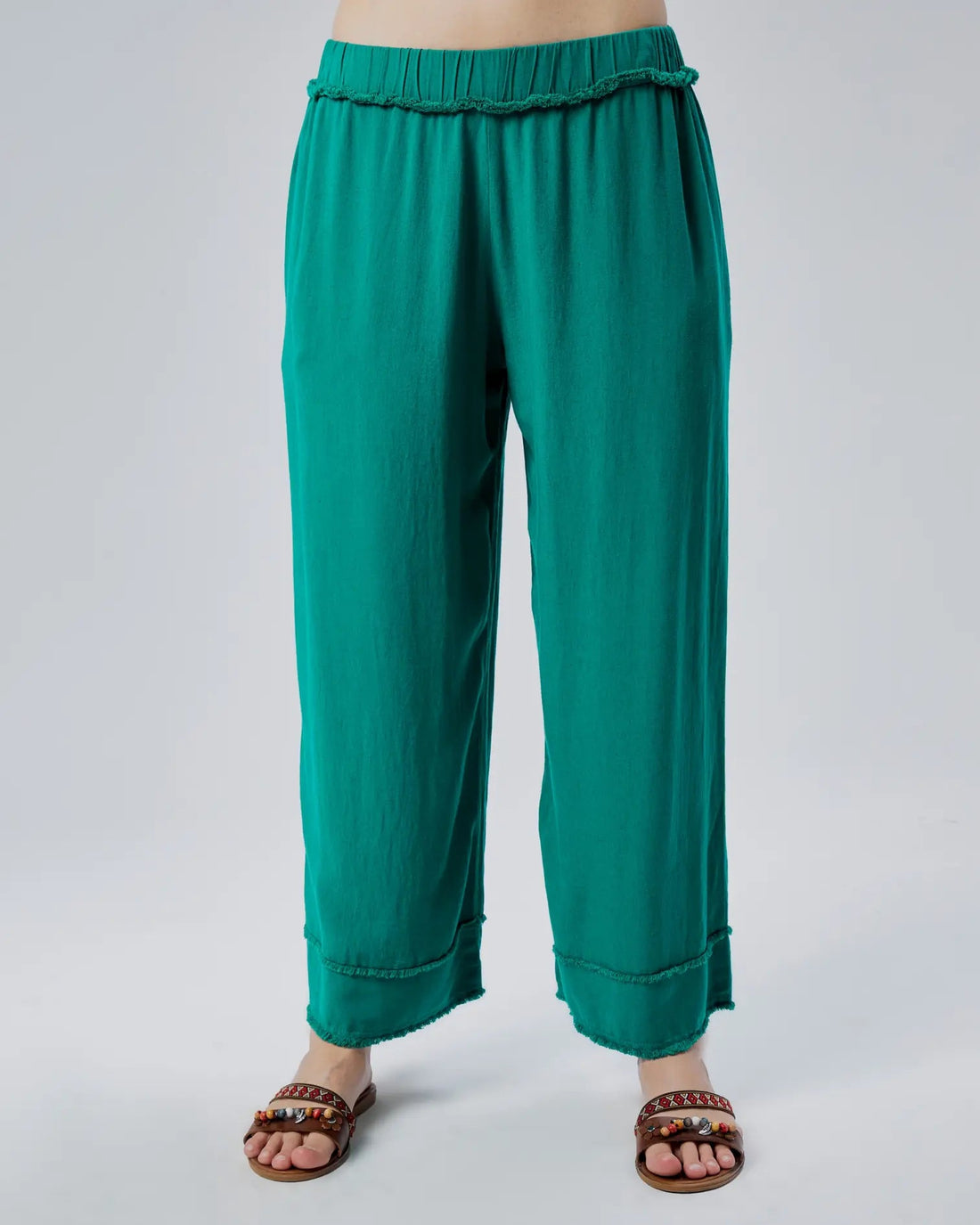 Püsküllü Yeşil Keten Pantolon - Bohem Lüks Kadın Pantolon Giyim > Alt Giyim > Pantolon butik bohem giyim – Yılday Gür Butik Üsküdar Emaar