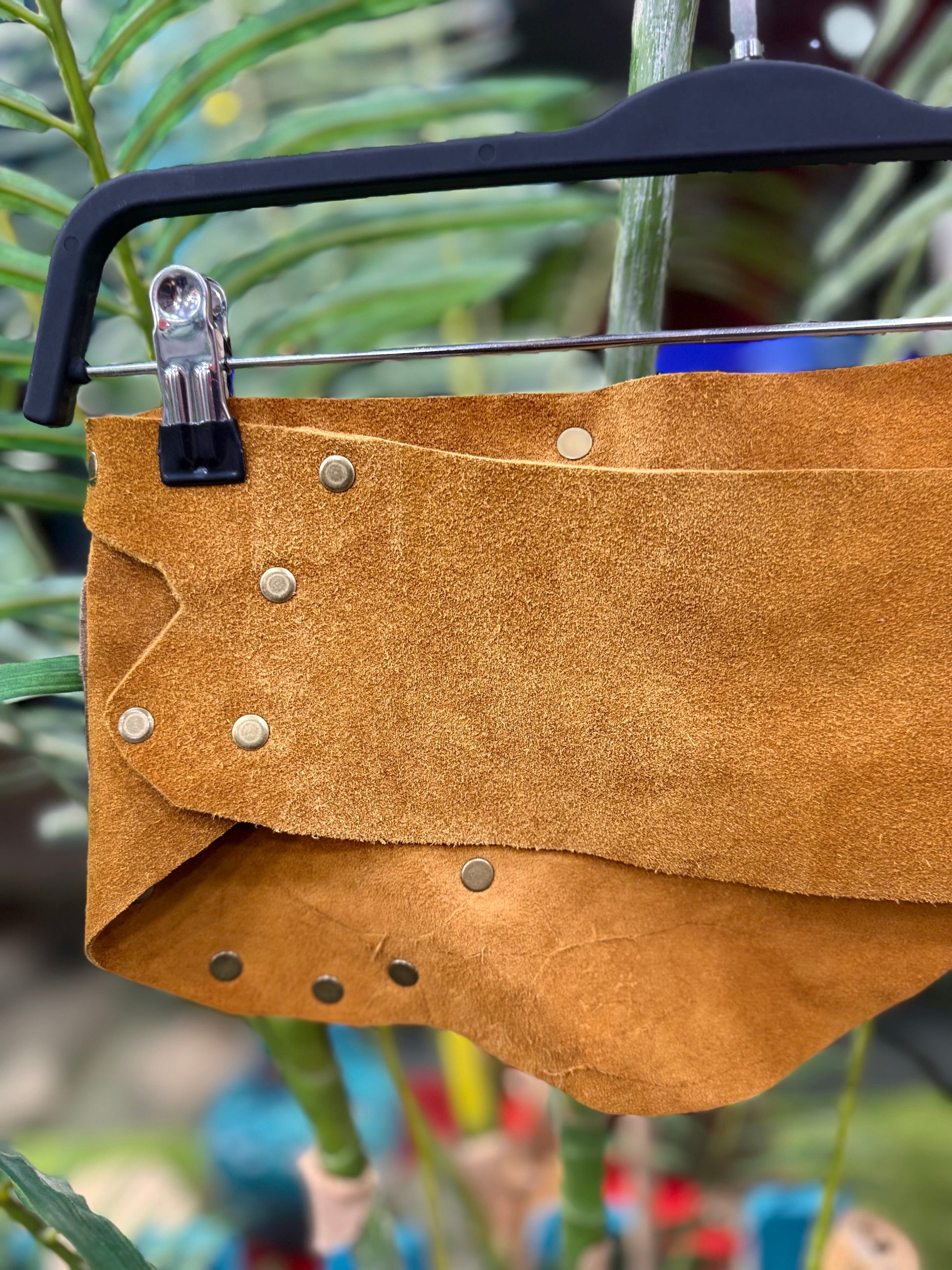 Raven Cep Detaylı Deri Kemer | Bohem Süet El Yapımı Bel Kemer – Bohem Tarz Kadın Giyim Tasarım | Yılday Gür Butik