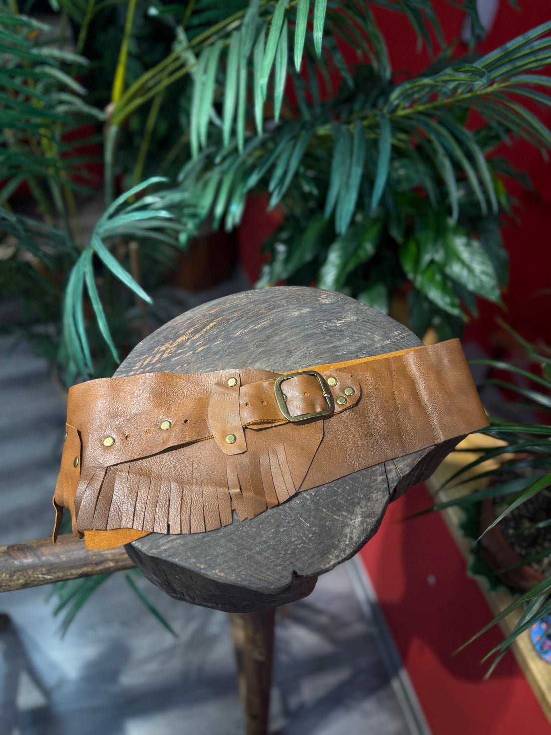 Remington Hakiki Deri Bohem El Yapımı Bel Kemeri – Taba & Krem Aksesuar > Kemer butik bohem giyim – Yılday Gür Butik Üsküdar Emaar