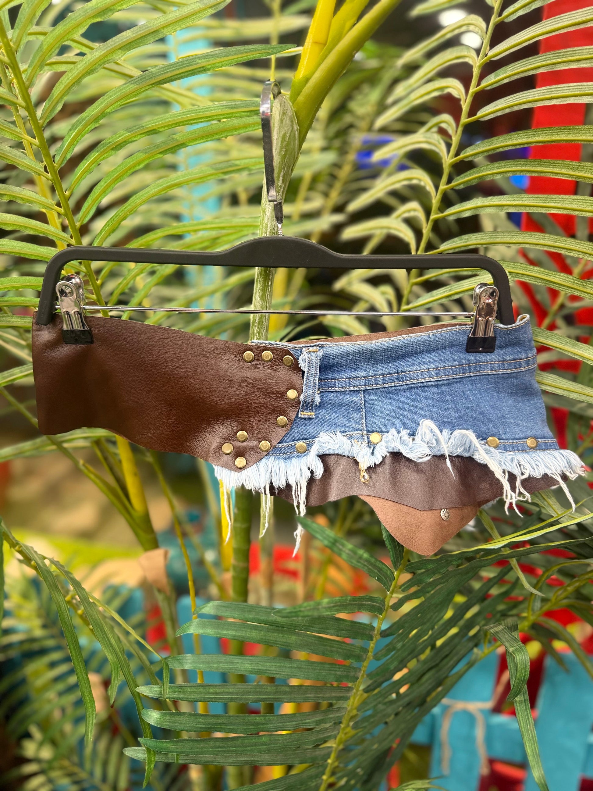 Savannah Denim Deri Kemer | Bohem El Yapımı Tasarım Aksesuar > Kemer butik bohem giyim – Yılday Gür Butik Üsküdar Emaar